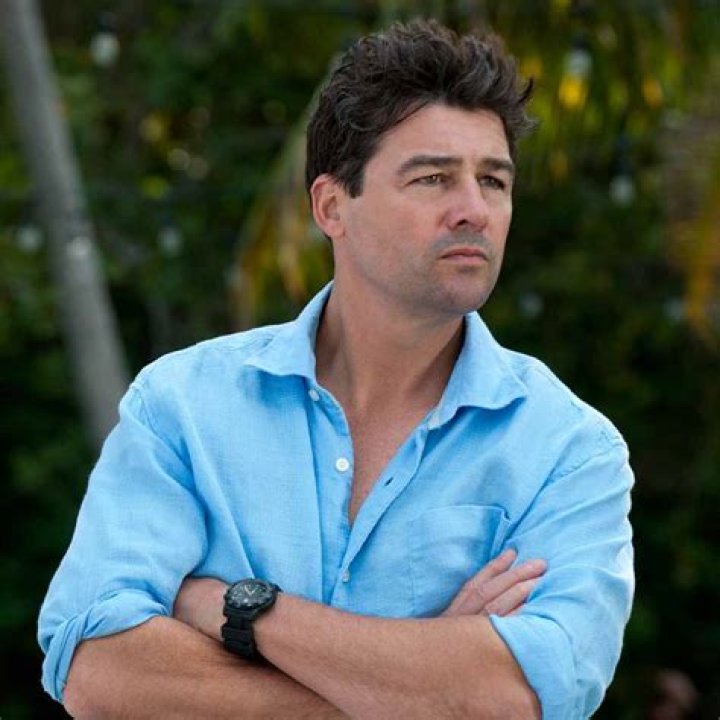 Kyle Chandler- Bio, Wiki, Age, Height, Net Worth, Relationship, Career