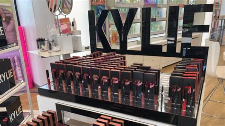 Kylie Cosmetics Coming To Ulta Beauty Stores This Month