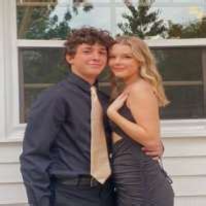 Lainey Cook- Age, Height, Net Worth, Boyfriend, Career, Nationality