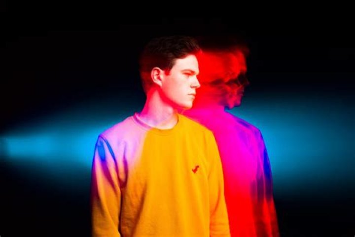 Lamorn Releases “Between Us” and “Lance Mountain”