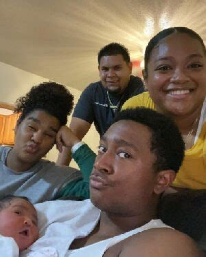 Laulauga Tausaga Parents: Mother Avea Tausaga And Father Mac