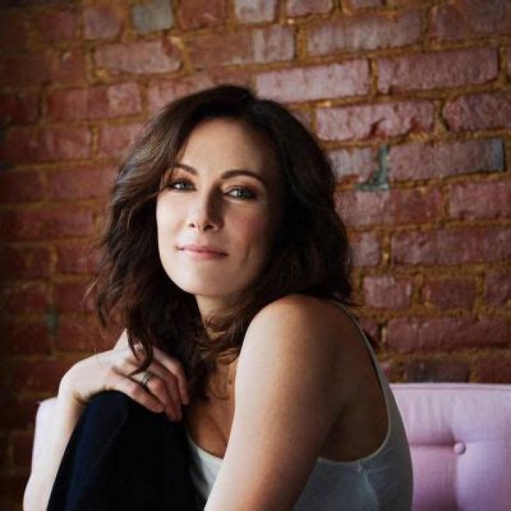 Laura Benanti And Her Daughter Ella Rose Live A Happy Life With Her HusBand Patrick Brown