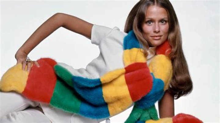 Lauren Hutton - Net Worth, Age, Height, Birthday, Bio, Wiki!