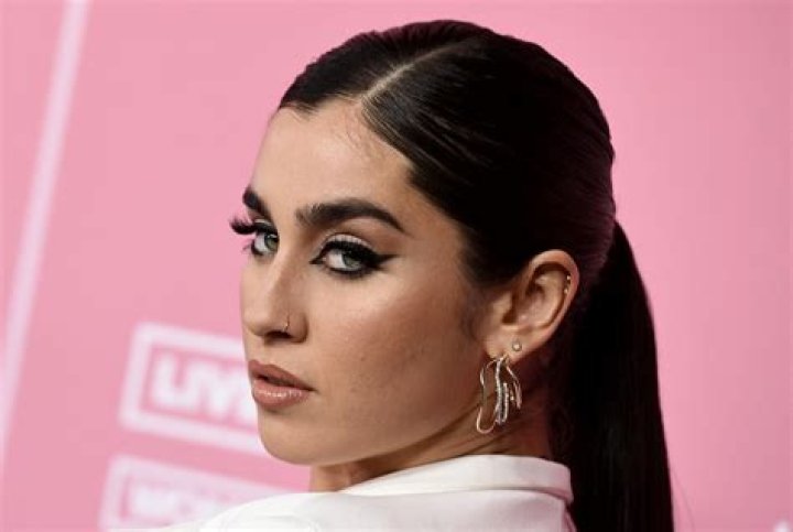 Lauren Jauregui Net Worth, Age, Height, Bio, Birthday, Wiki!