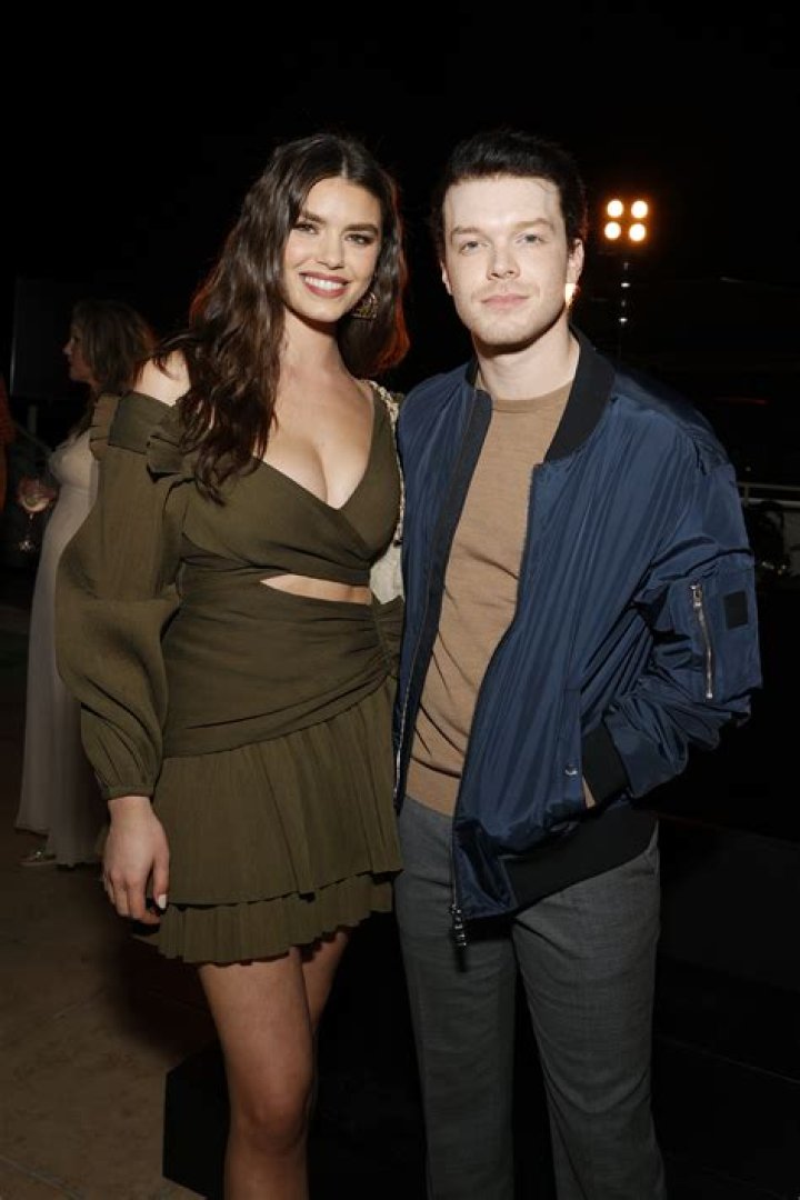 Lauren Searle’s Boyfriend: Who is Lauren Searle Dating?