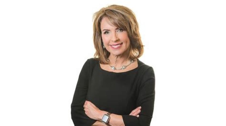 Lindsay Christiansen - Net Worth, Age, Height, Birthday, Bio, Wiki!