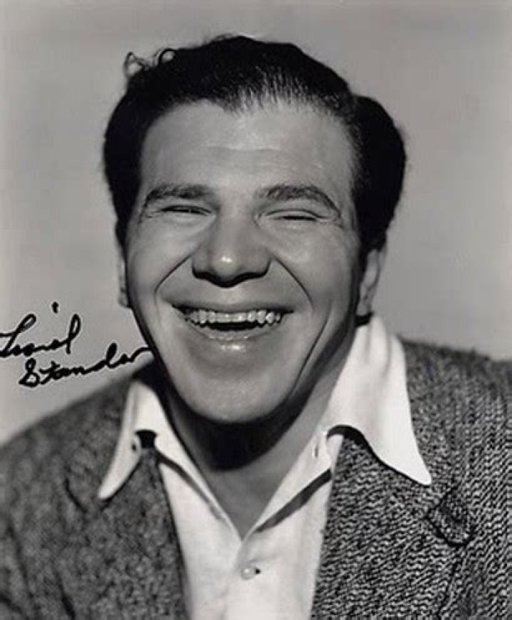 Lionel Stander - Net Worth, Age, Height, Birthday, Bio, Wiki!