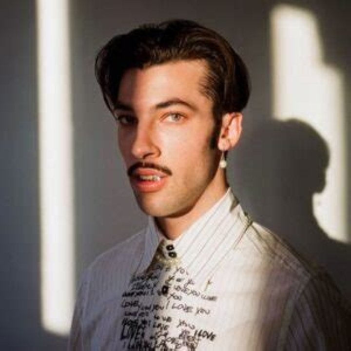 LoveLeo Biography: Age, Wife, Net Worth, Songs, Girlfriend, Instagram, Parents, Wikipedia