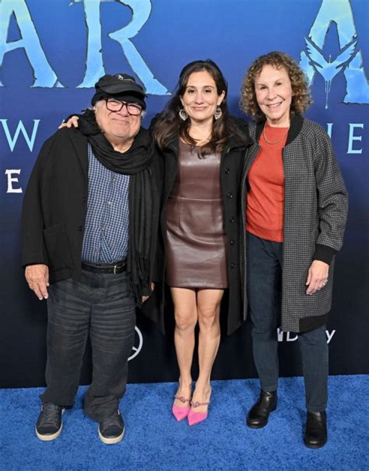 Lucy DeVito- Bio, Wiki, Height, Weight, Net Worth, Relationship