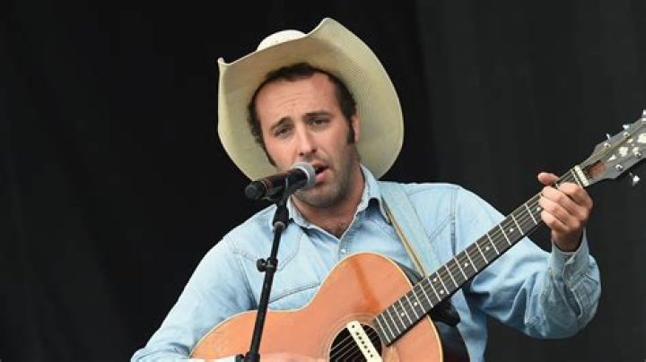 Luke Bell A Country Singer Passed Away At The Age Of 32
