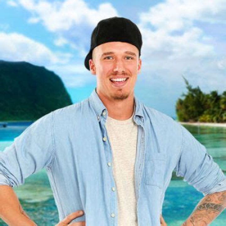 Luke Toki – Age, Net Worth, Wife, Height, Career, Weight