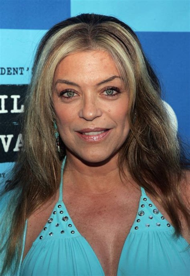 Lydia Cornell - Net Worth, Age, Height, Birthday, Bio, Wiki!