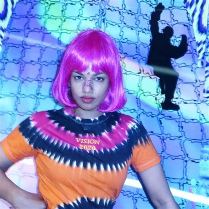 M.I.A. Biography: Age, Songs, Net Worth, Son, Boyfriend, Instagram, Movies, Husband, YouTube, Facebook, Wikipedia, Albums