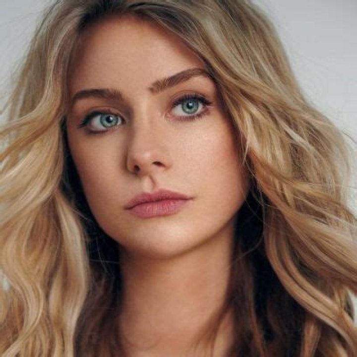 
Maddie Phillips- Wiki, Age, Height, Net Worth, Boyfriend, Ethnicity	