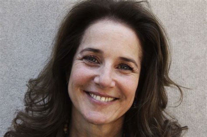 Madolyn Smith Net Worth, Age, Height, Bio, Birthday, Wiki!