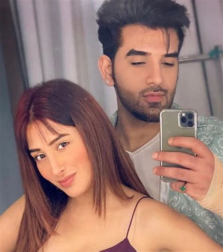 Mahira Sharma’s Boyfriend: Who is Mahira Sharma Dating?