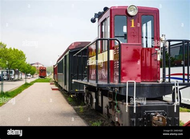 Maine Narrow Gauge Railroad: A Journey Through History and Scenic Beauty