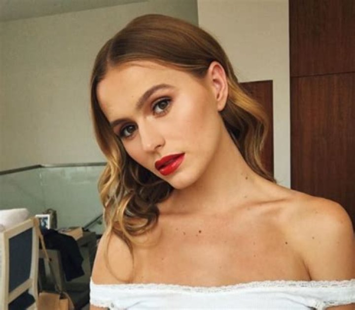 Mallory Edens Net Worth, Age, Height, Bio, Birthday, Wiki!