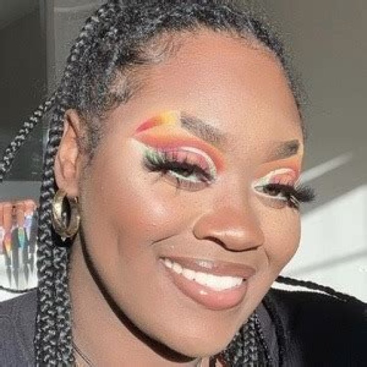 Mangozut- Age, Boyfriend, Height, Net Worth, Career, Nationality