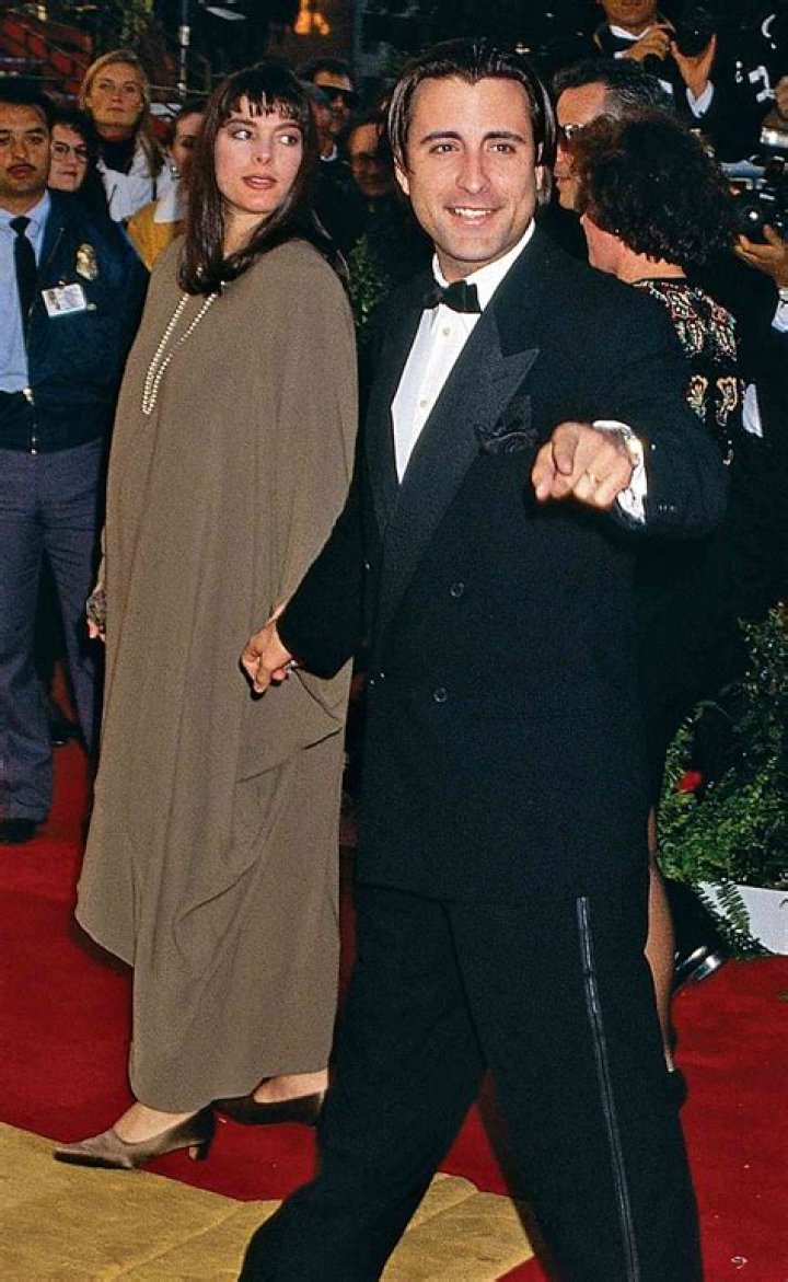 Marivi Garcia Net Worth, Age, Height, Bio, Birthday, Wiki!