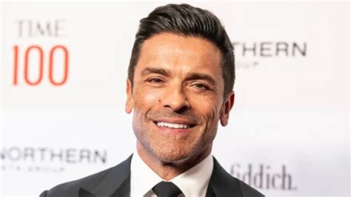 Mark Consuelos Biography: Age, Height, Movies, Instagram, Nationality, Spouse, Children, Awards