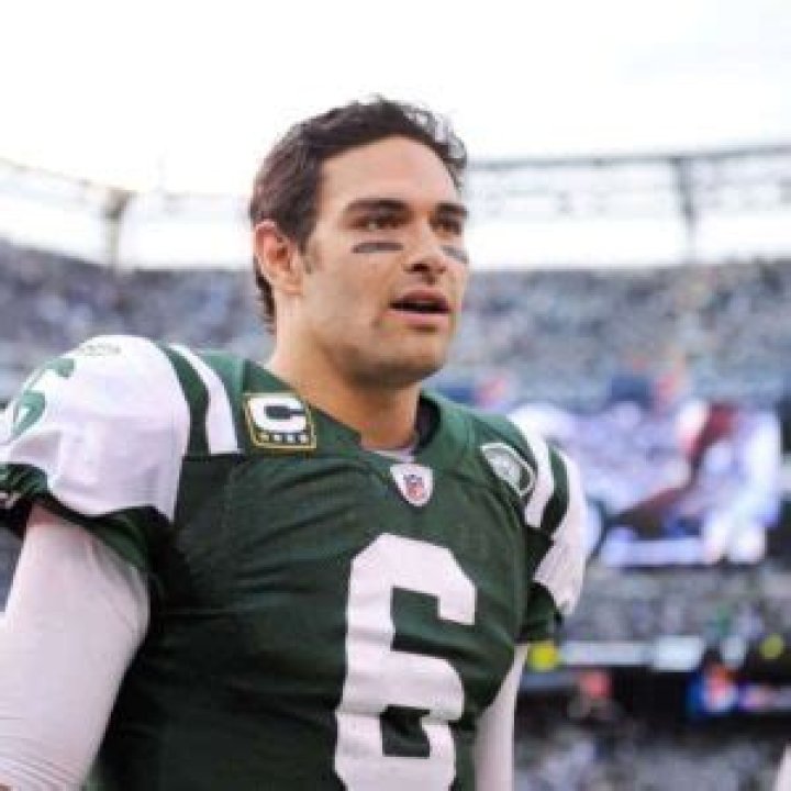 Mark Sanchez Biography: Height, Net Worth, Age, Instagram, Wikipedia, Girlfriend, Wife, Parents