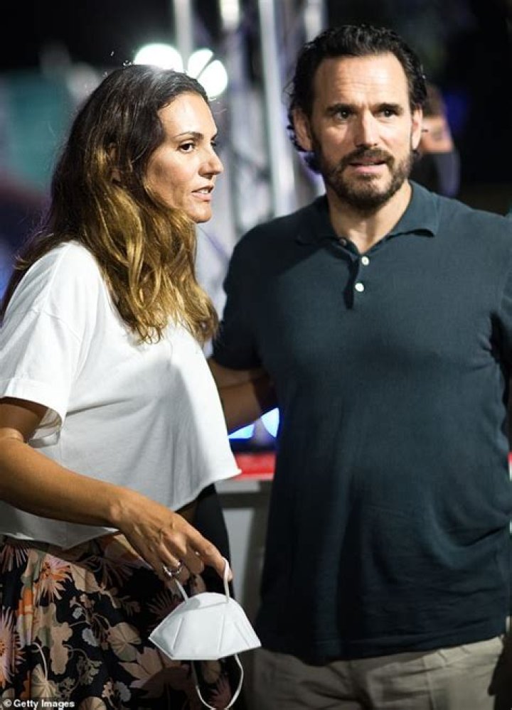 Matt Dillon Married, Wife, Brother, Age, Net Worth, Girlfriend, Gay