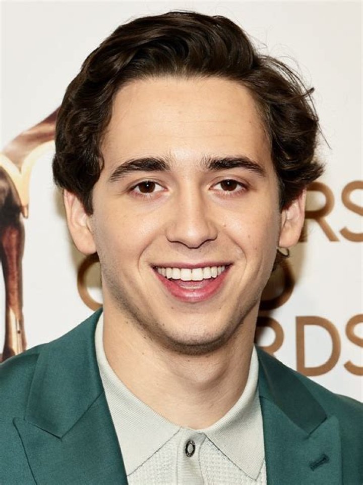 Matt Hernandez Net Worth, Age, Height, Bio, Birthday, Wiki!