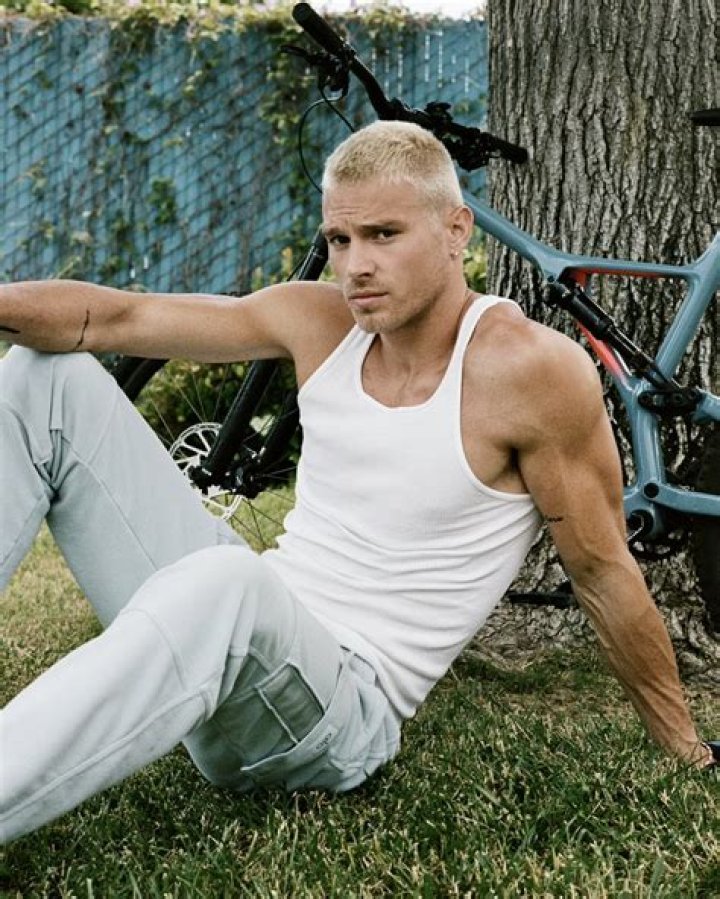 Matthew Noszka Net Worth, Age, Height, Bio, Birthday, Wiki!