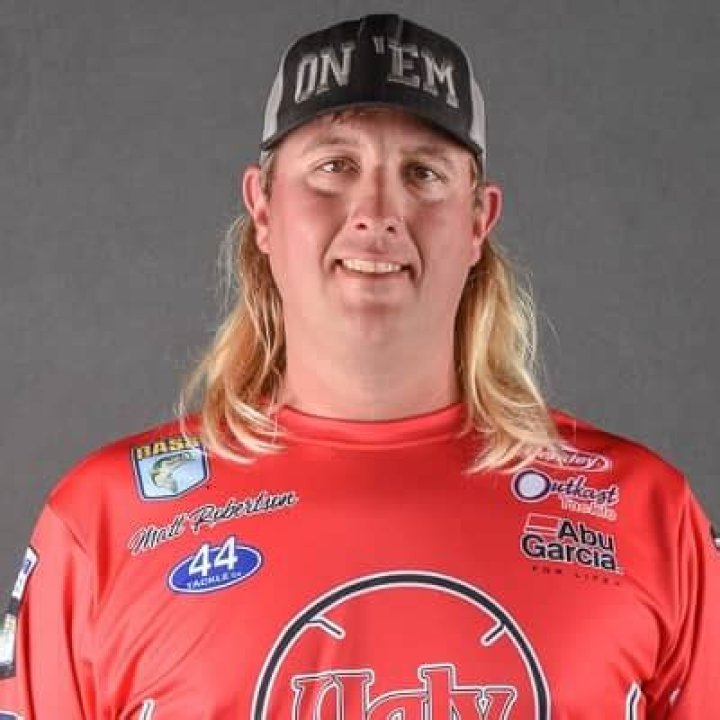 Matthew Robertson- Wiki, Age, Height, Net Worth, Girlfriend, Dating