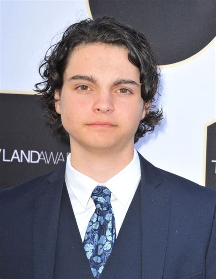 Max Burkholder - Net Worth, Age, Height, Birthday, Bio, Wiki!