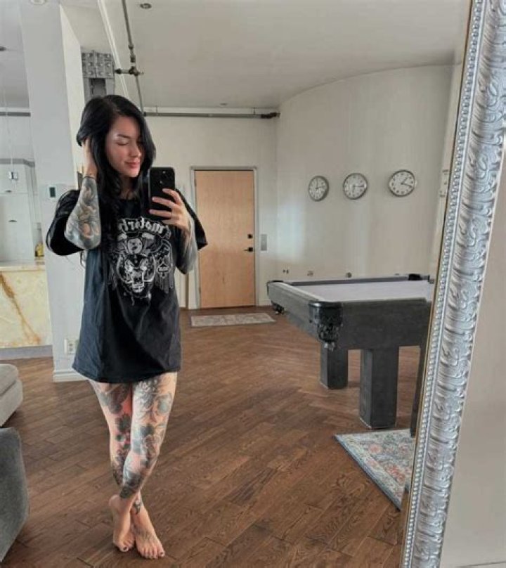 Medina Azouni- Wiki, Boyfriend, Net Worth, Height, Career