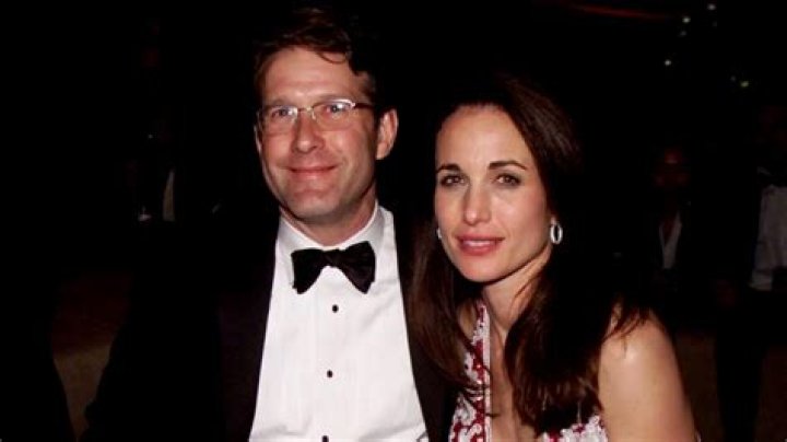 Meet Rhett Hartzog, Andie Macdowell’s ex-husband. His age, Wikipedia bio, and net worth