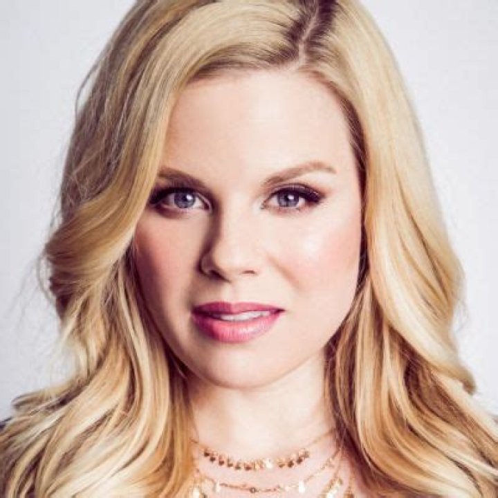 
Megan Hilty- Wiki, Age, Height, Net Worth, Husband, Ethnicity	