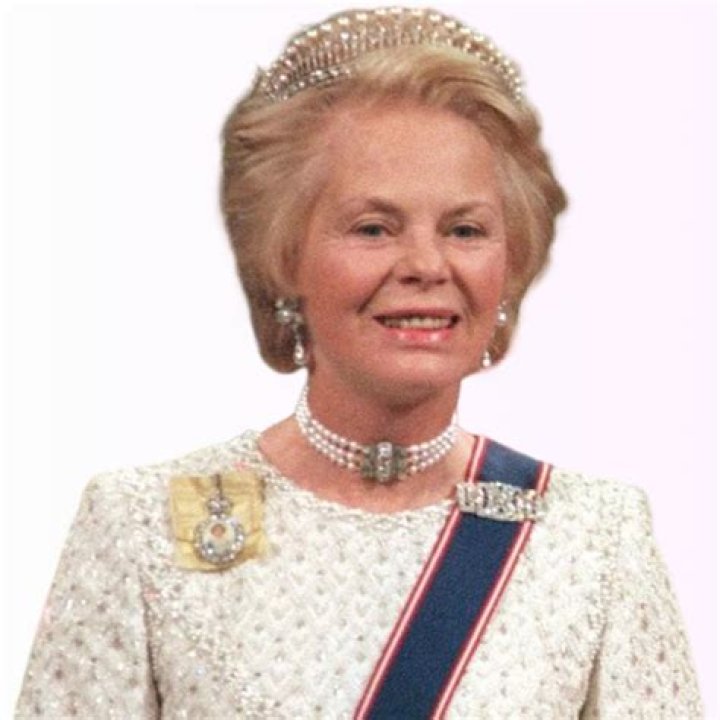 Megan Suri Net Worth, Age, Height, Bio, Birthday, Wiki!