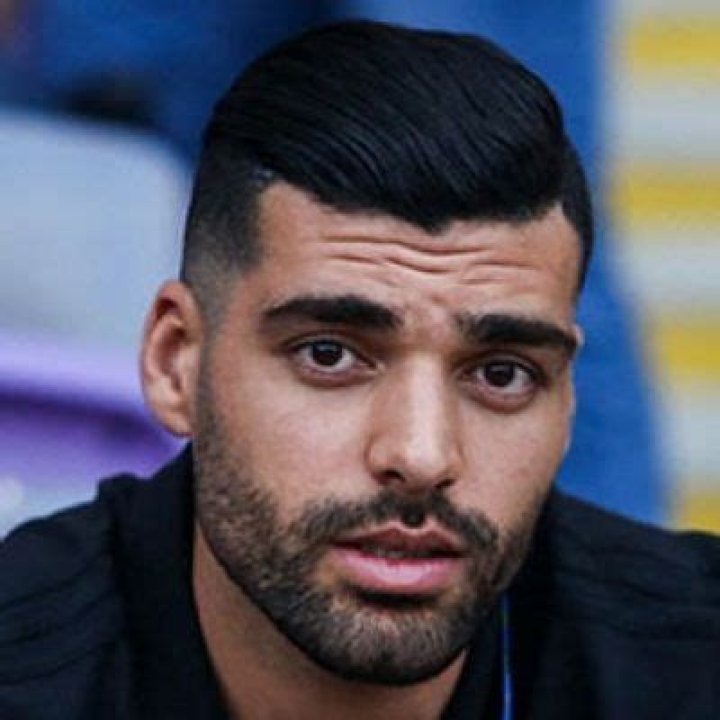 Mehdi Taremi- Wiki, Age, Height, Net Worth, Wife, Ethnicity