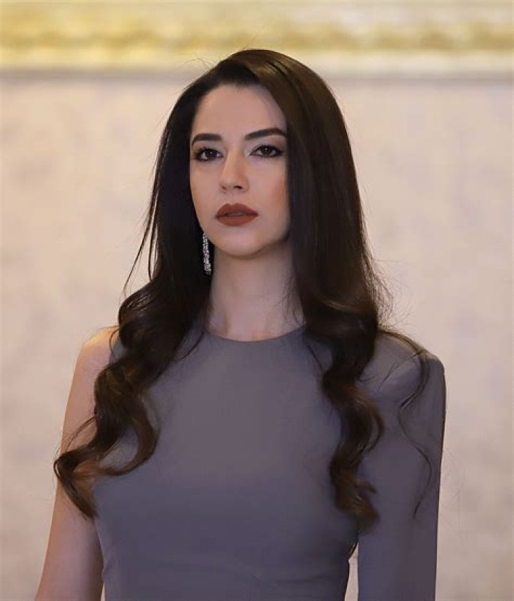 Melda Arat Net Worth, Age, Height, Bio, Birthday, Wiki!