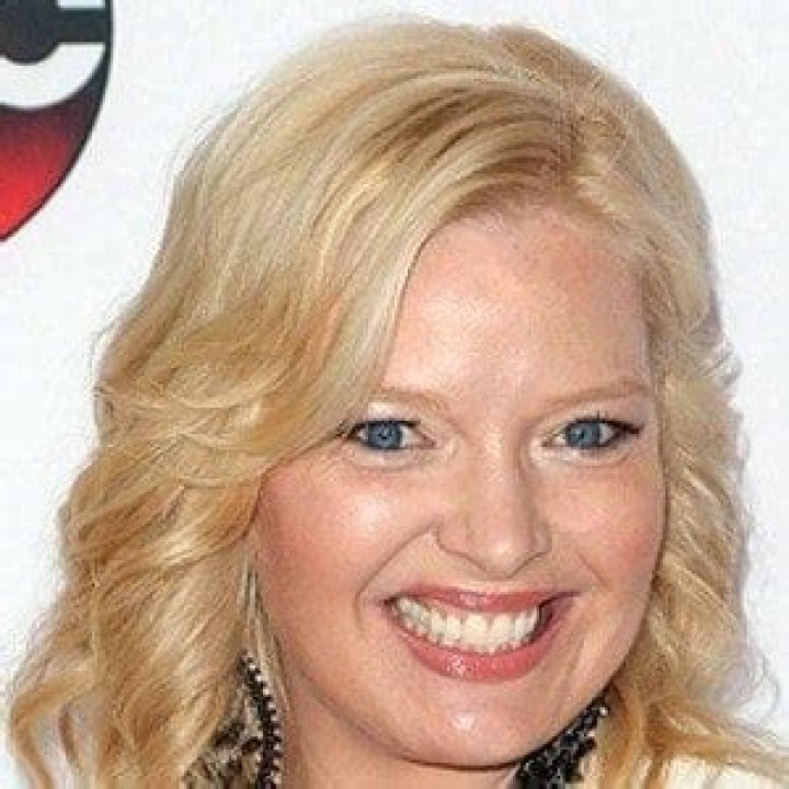 Melissa Peterman Net Worth, Age, Height, Bio, Birthday, Wiki!