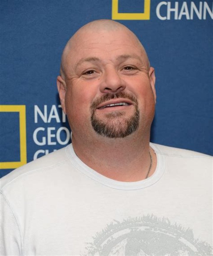 Michael Brewer - Net Worth, Age, Height, Birthday, Bio, Wiki!