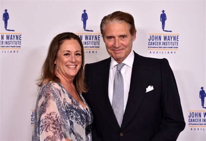 Michael Nouri Net Worth, Age, Height, Bio, Birthday, Wiki!