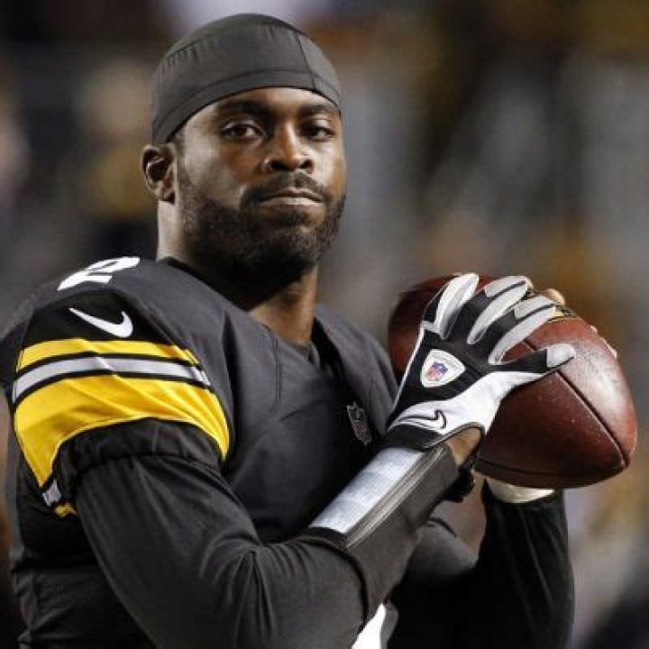 Michael Vick Net Worth: What’s His Worth? Lifestyle And His NFL Career