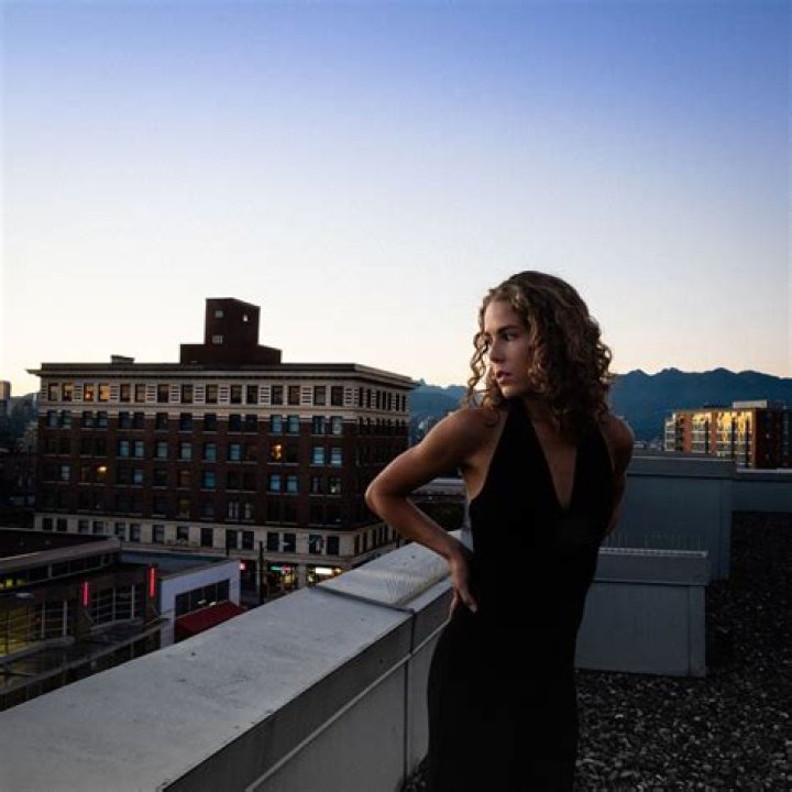 Michaela Slinger explores the weight and responsibility of being in love in her new single