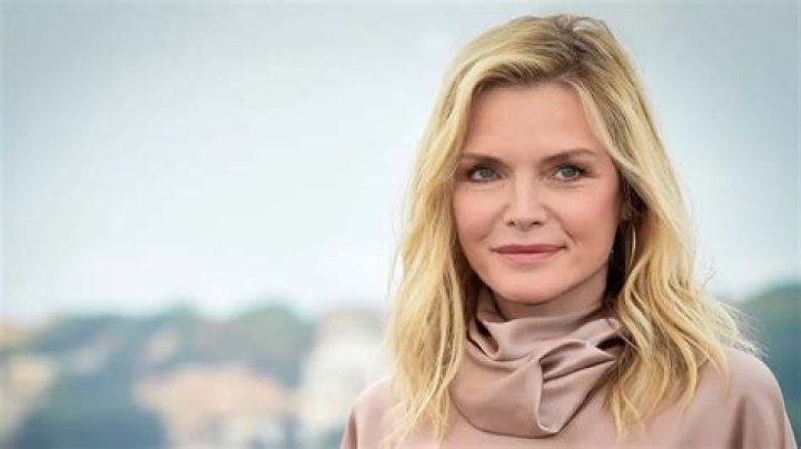 Michelle Pfeiffer Biography: Movies, Husband, Net Worth, Wife, Age, Children, TV Shows, Height, Daughter, Instagram, Wikipedia