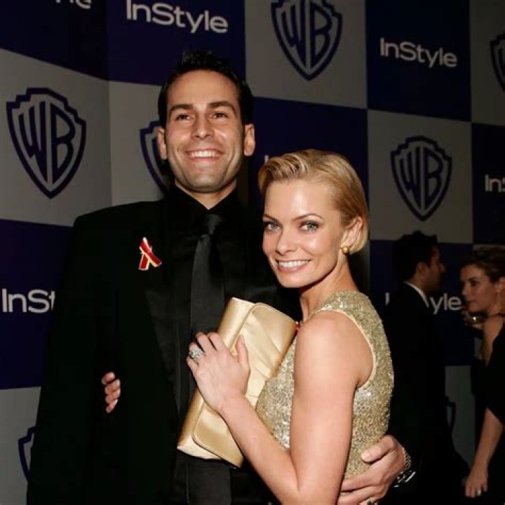 Mike Tice Net Worth, Age, Height, Bio, Birthday, Wiki!