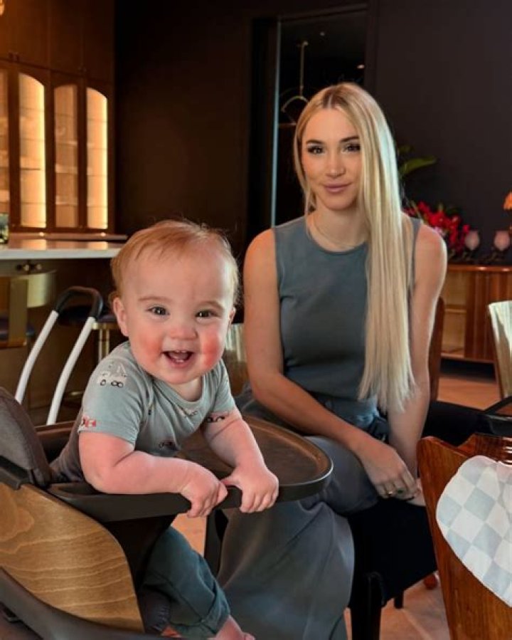 Mikhaila Peterson’s Girlfriend: Who is Mikhaila Peterson Dating?