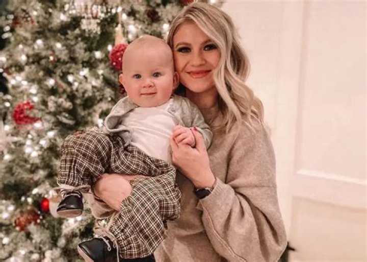 Milabu Baby Gender: Did She Give Birth To Son Or Daughter? Husband Andrey Burykin