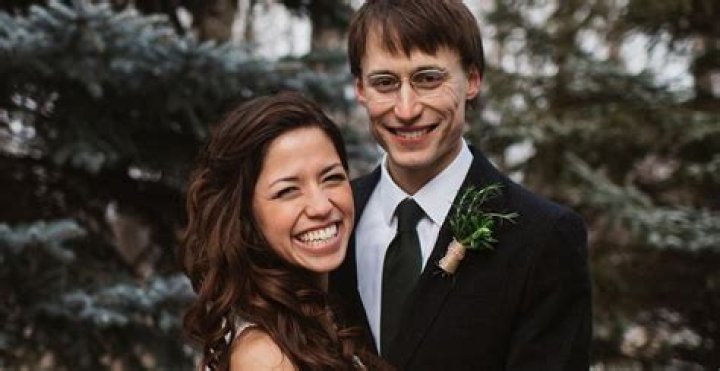 Molly Yeh: Husband, About Her Marriage & Boyfriends