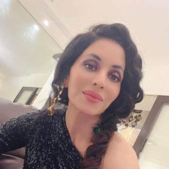 Mreenal Deshraj- Wiki, Age, Husband, Net Worth, Height, Ethnicity