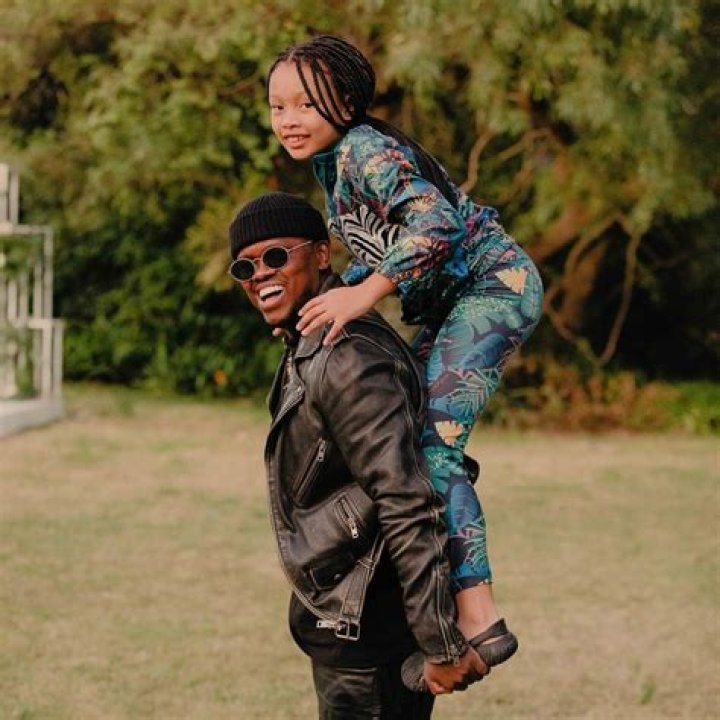 Murdah Bongz Biography: Pictures, Age, Songs, Net Worth, Dj Zinhle, Girlfriend, Wiki