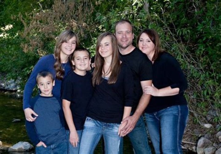 My Five Wives RECAP 3/16/14: Season 1 Episode 2 “Turkeys and Ticking Tocks”